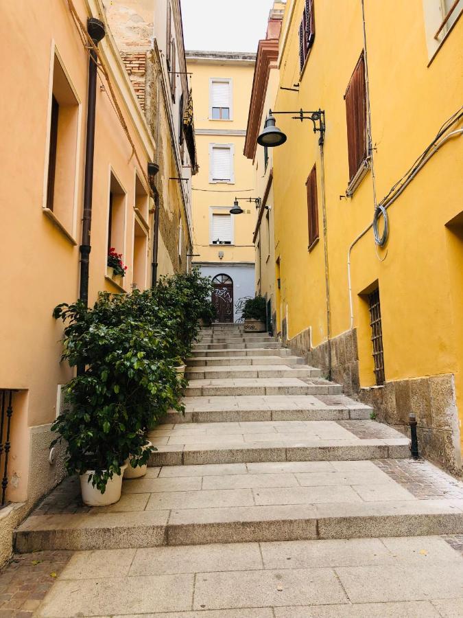 Apartment Vsg25 Nel Centro Di Cagliari Eksteriør billede