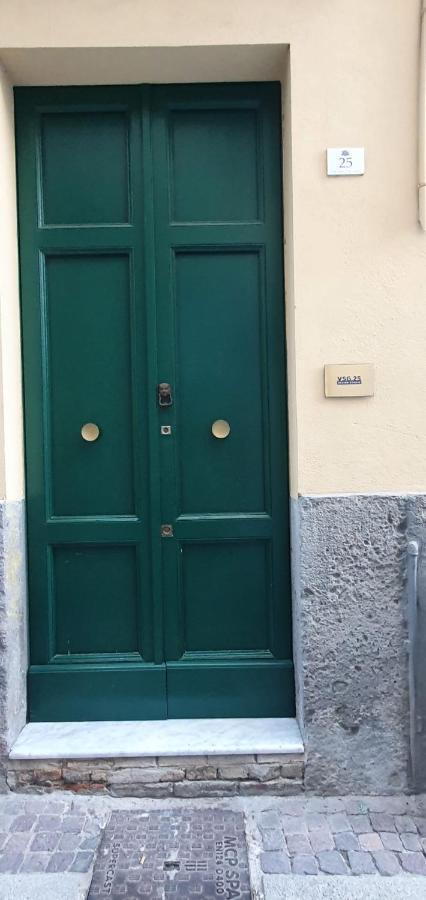Apartment Vsg25 Nel Centro Di Cagliari Eksteriør billede